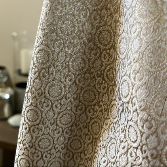✨ Talbots Pure Silk Brocade Pants NWT Gold & White Elegant Dress Trousers 4 ✨ - Picture 3 of 5